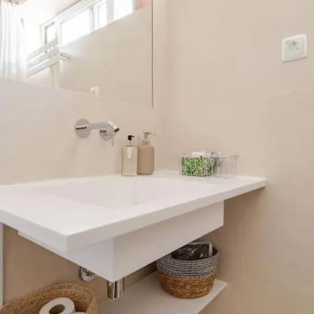 Вилла Lx -10m To Downtown Up To14 Ppl,heatable Pool And Lift Лиссабон