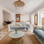 Вилла Lx -10m To Downtown Up To14 Ppl,heatable Pool And Lift *